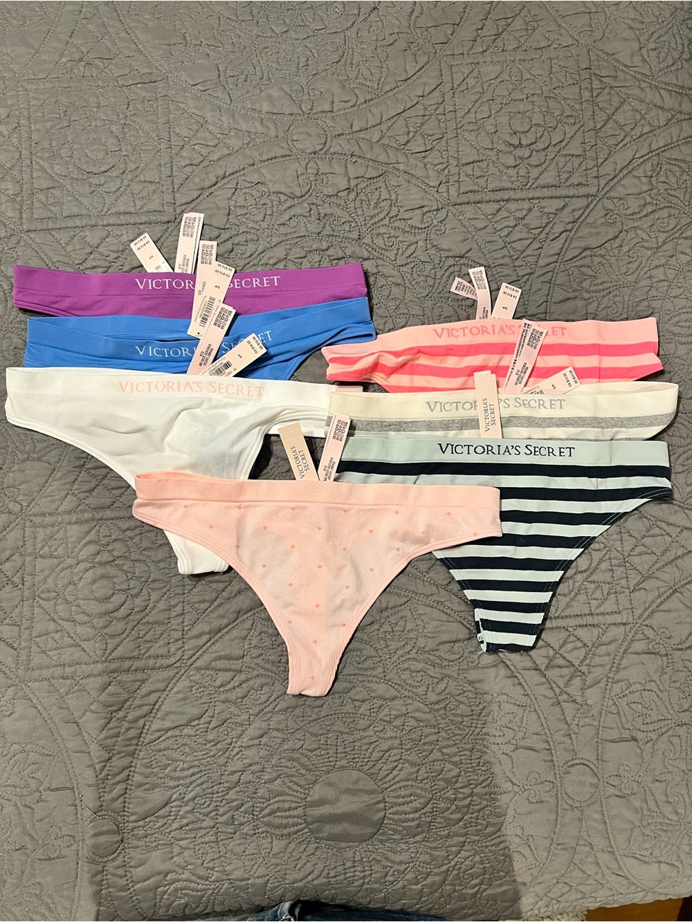 NWT Victoria’s Secret Seamless Thong Panty Bundle of 7 Small